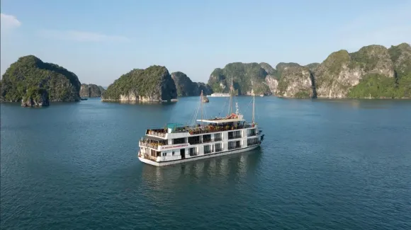 Halong Bay Cruise Tour 2 Days 1 Night – The Ultimate Guide