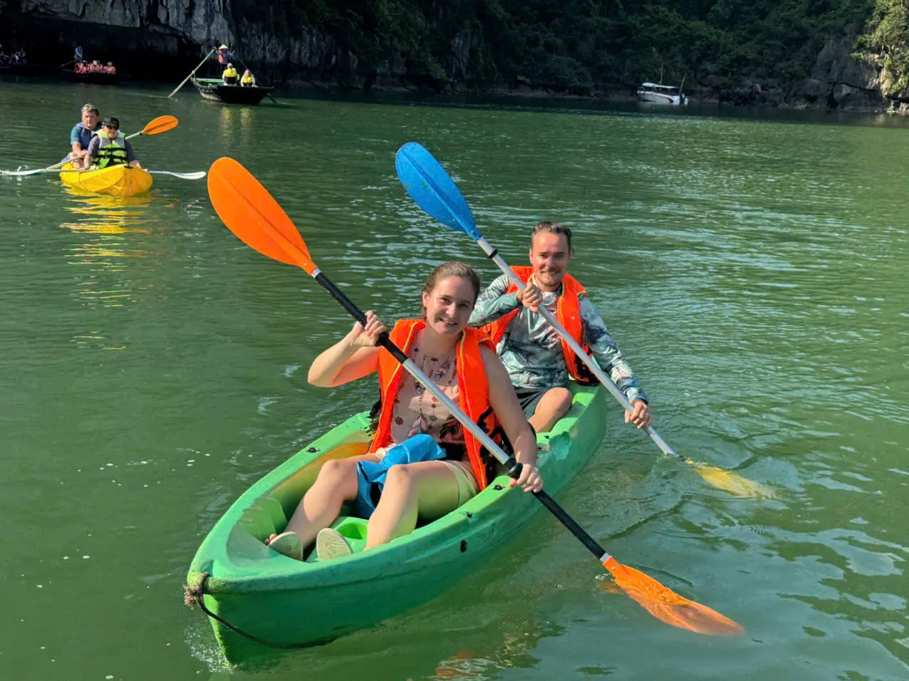 Must-Do Experiences When Traveling to Ha Long Bay