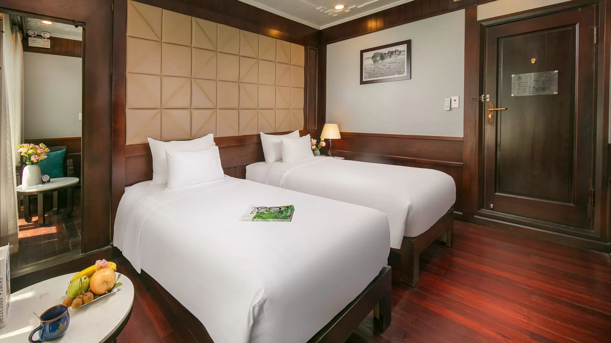 HaLong Phoenix Cruiser