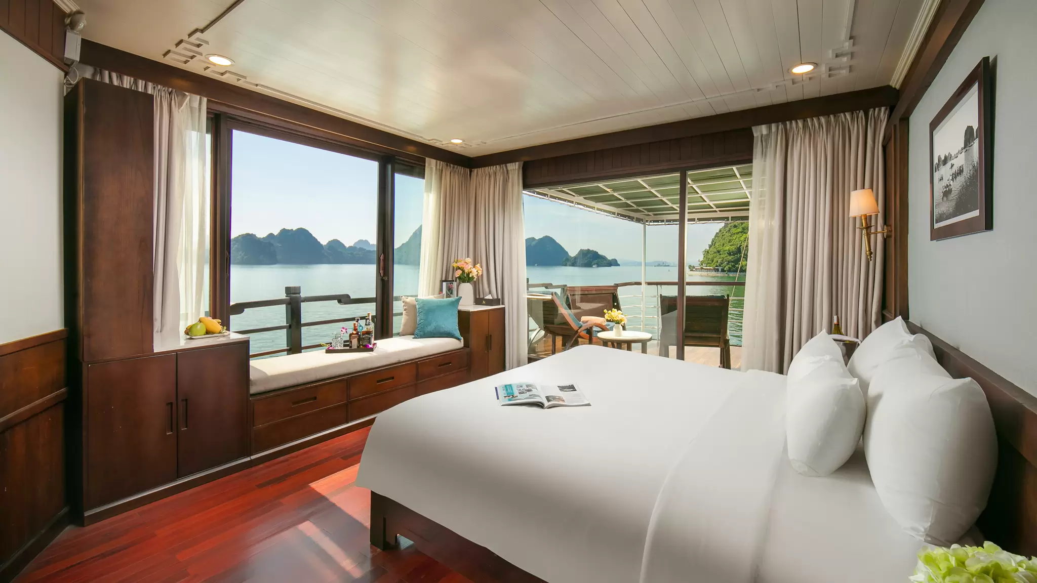 HaLong Phoenix Cruiser