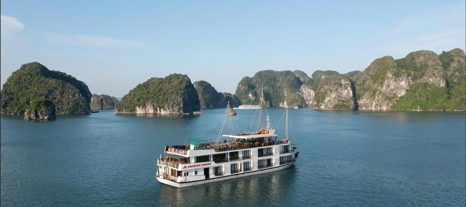 Halong Phoenix Cruiser